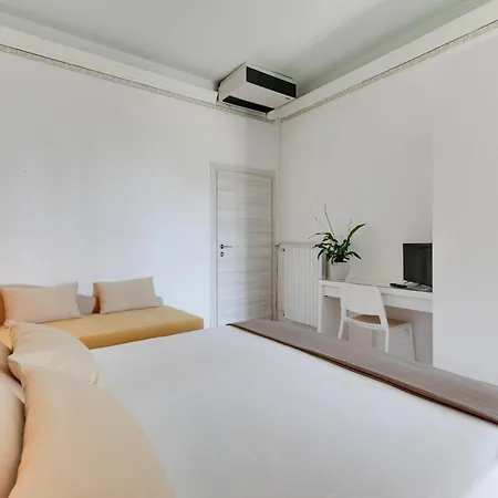 Simon Hotel